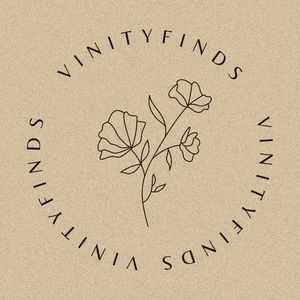 Welcome to my Poshmark! :)